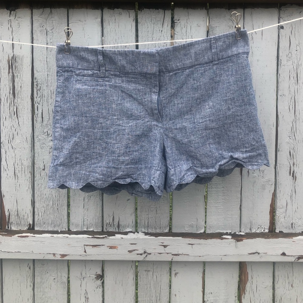 LOFT Women’s Linen Shorts With Scalloped Details Size 8
